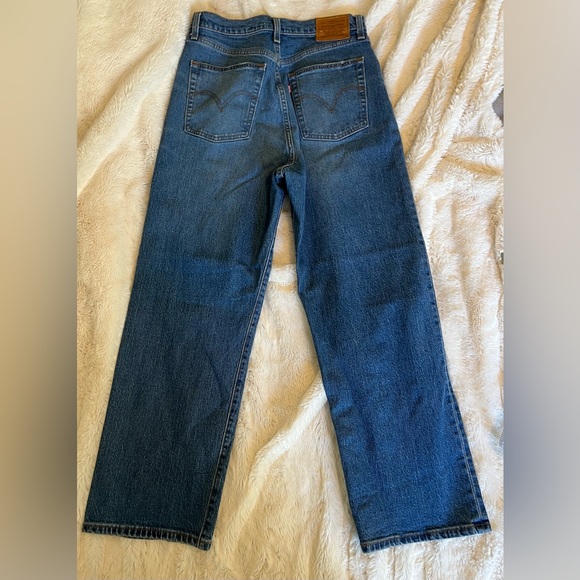 EUC Levi’s Ribcage Straight 30 x 27 13” rise - Picture 8 of 8